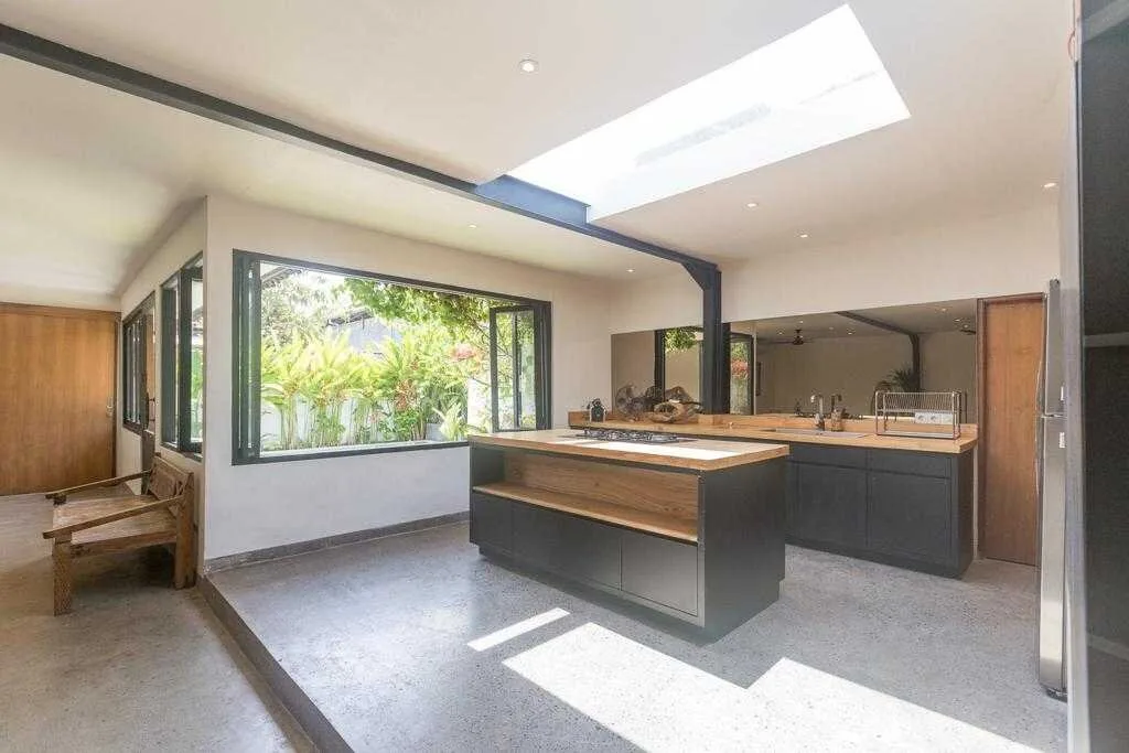Minimalist 2-Bedroom Villa in Kerobokan for Sale — photo 3