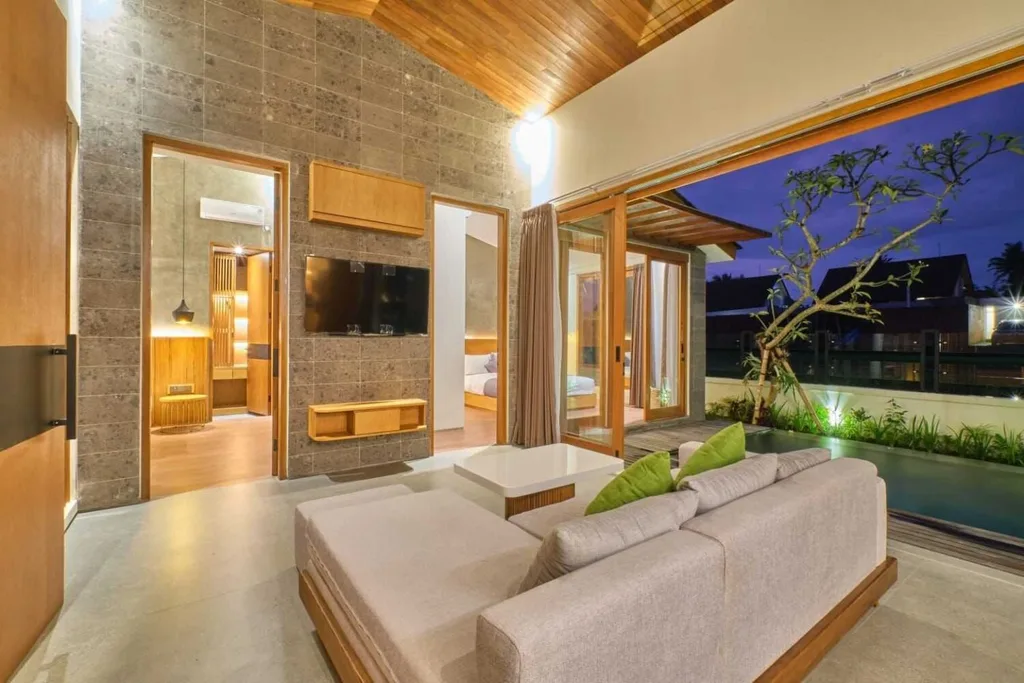 2 Bedrooms Freehold Villa in Ubud with Rice Field Views for Sale — photo 3