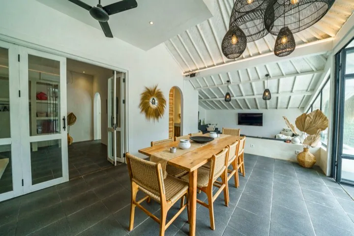 Boho-Chic 4-Bedroom Villa in Seminyak for Sale — photo 5
