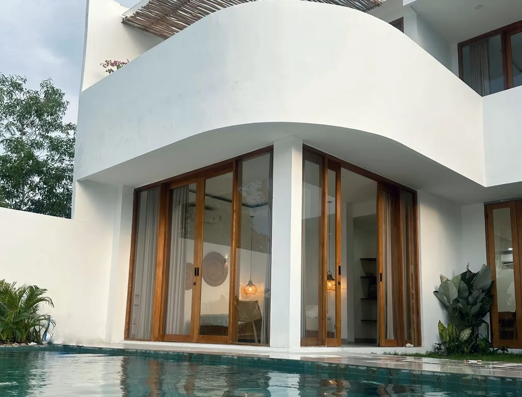 Tropical Contemporary Villa near Padang Padang for Sale