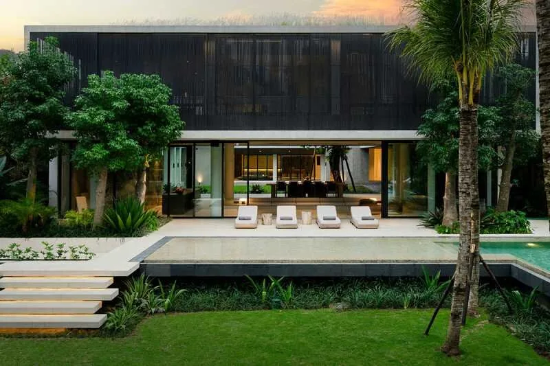 Exquisite 6 Bedroom Freehold Mansion in Pererenan for Sale — photo 4