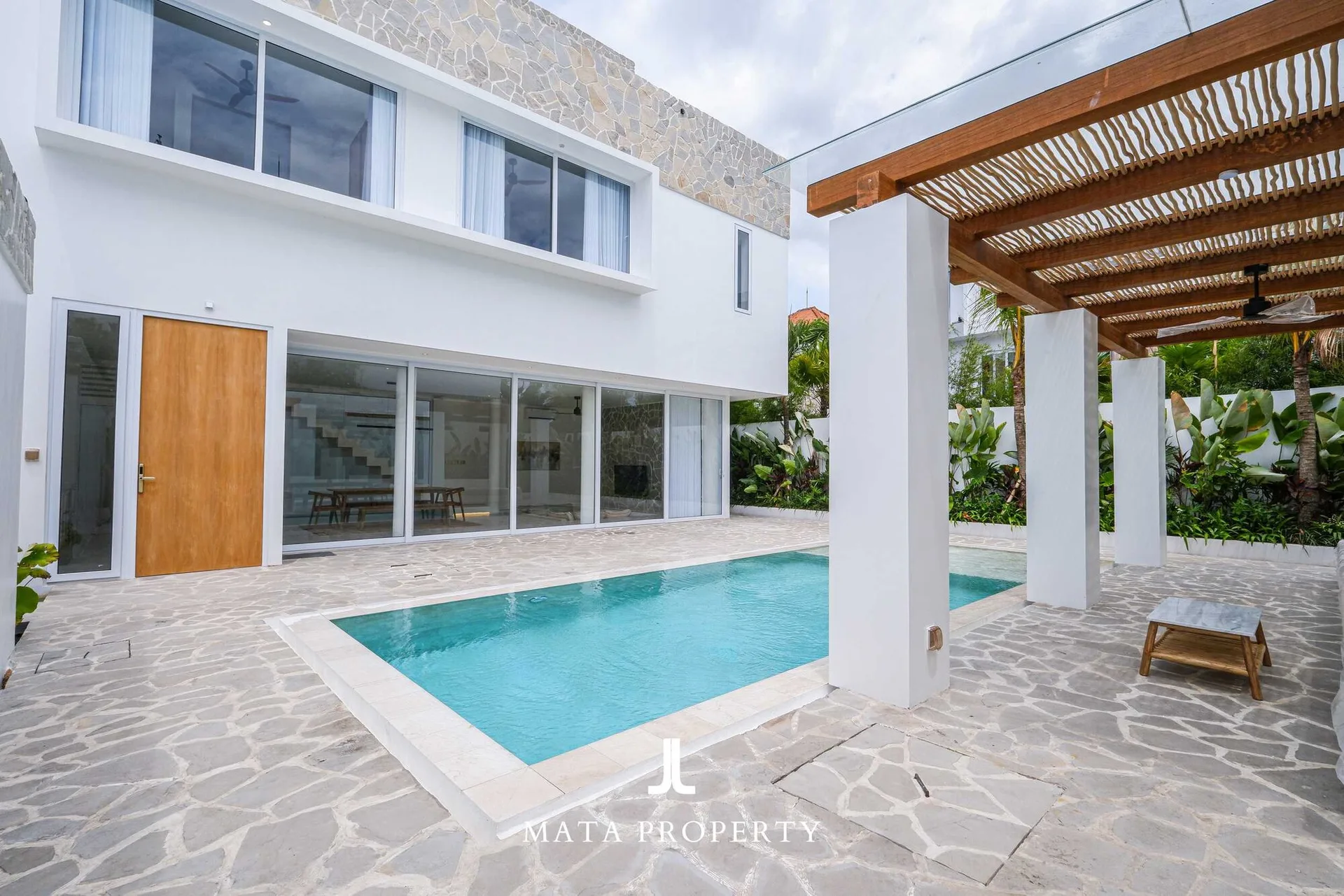 Triple-Story Beachside Villa in Cemagi for Sale