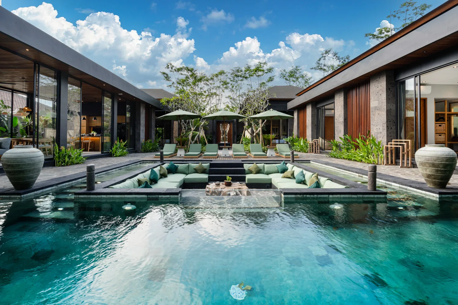 Luxury 5 Bedroom Villa in Ubud for Sale