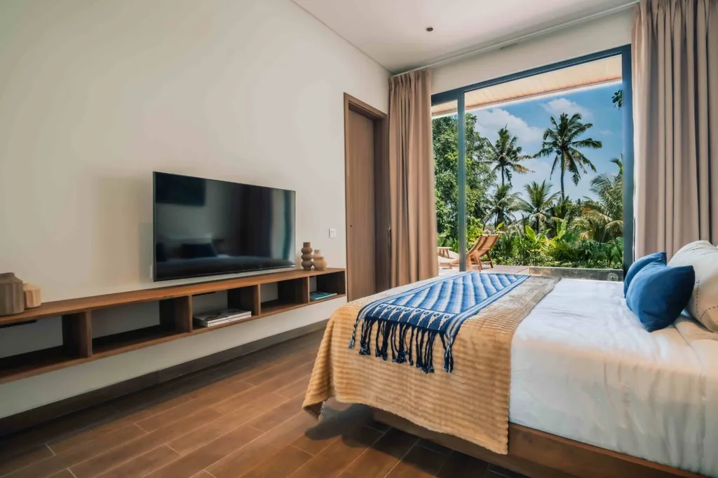 Elegant 2 Bedroom Riverfront Villas in Ubud for Sale — photo 3