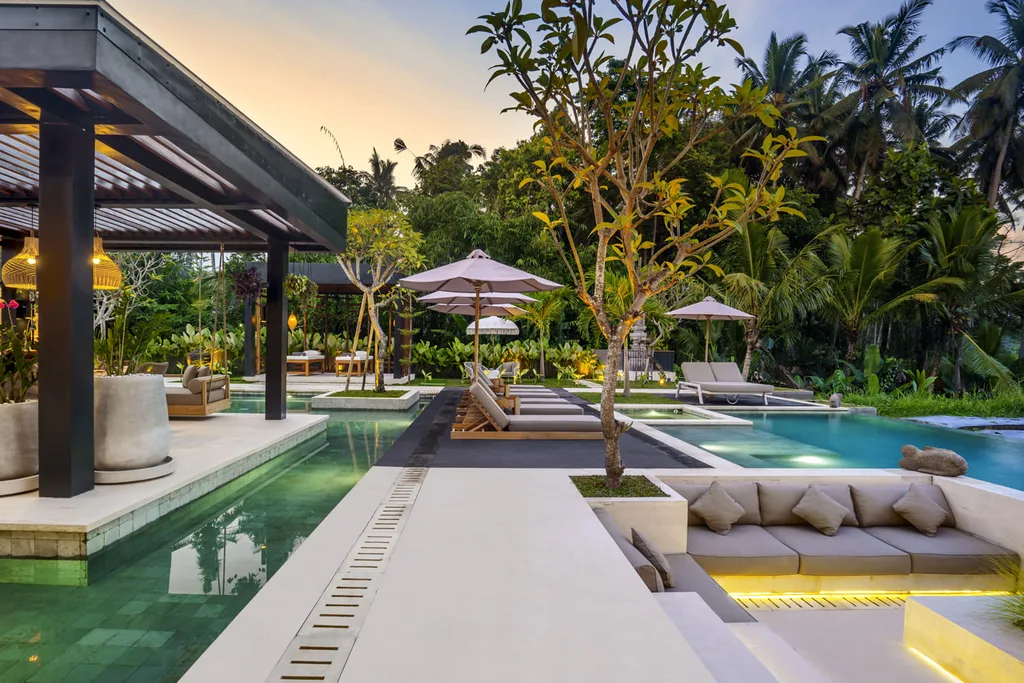 Stunning 4-Bedroom Villa in Ubud for Sale — photo 4