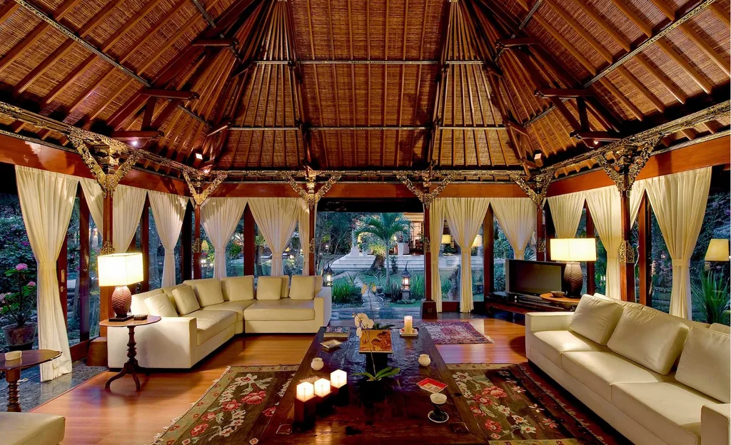Prestigious 8-Bedroom Luxury Villa for Sale in Sanur Beachside — photo 4