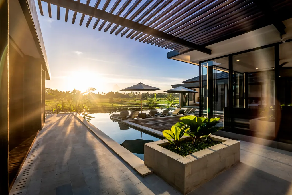 4-Bedroom Villa with Ricefield View in Ubud for Sale and Rent — photo 5