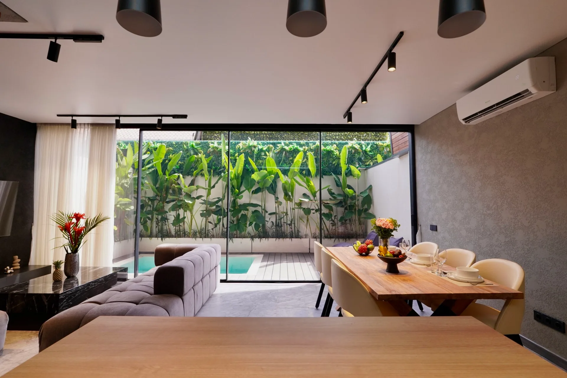 2 Bedroom Townhouse in Umalas for Sale