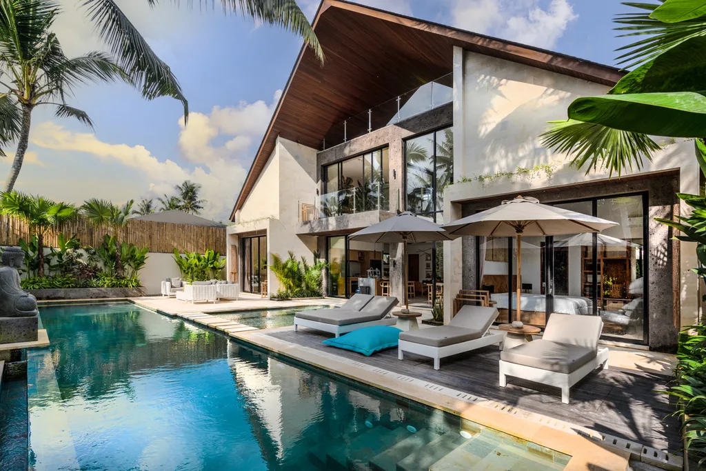 Stunning 3-Bedroom Villa in Ubud with Jungle Views for Sale