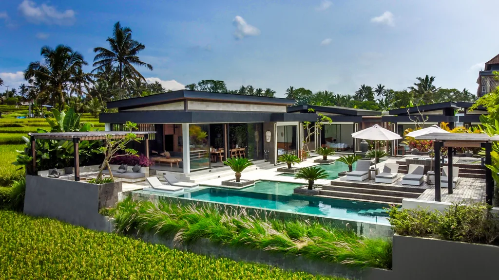 Elegant 5-Bedroom Villa in Ubud for Sale — photo 3