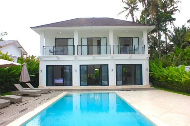 Stunning 3 Bedroom Villa with Mountain Views in Ubud — photo 3
