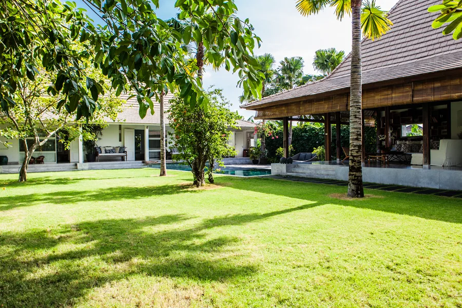 Private Tropical 4 Bedroom Villa in Umalas, Bali — photo 4