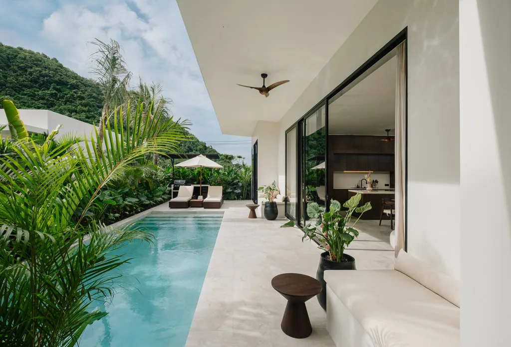 Luxurious Tropical Villas For Sale in Lombok