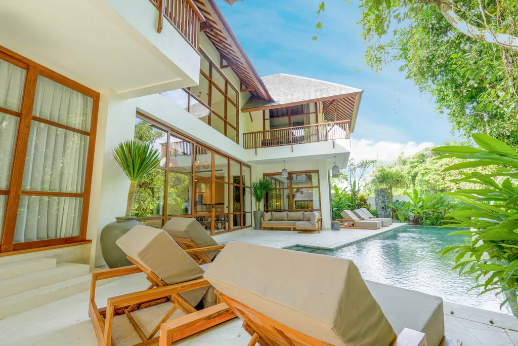 Luxury 5 & 6 Bedroom Villas in Nyanyi for Sale