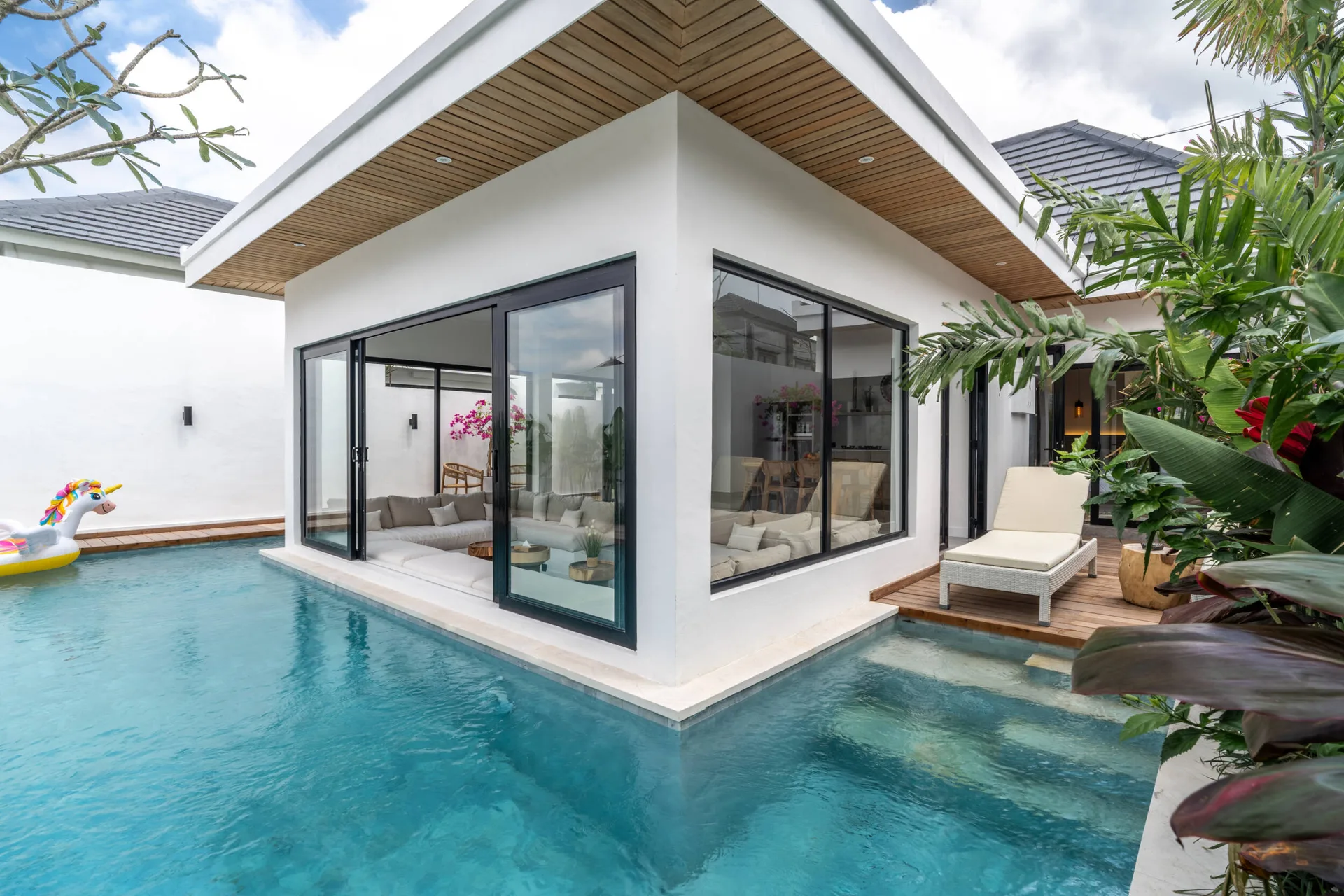 Stunning Villa in Padonan, Canggu for Sale Leasehold