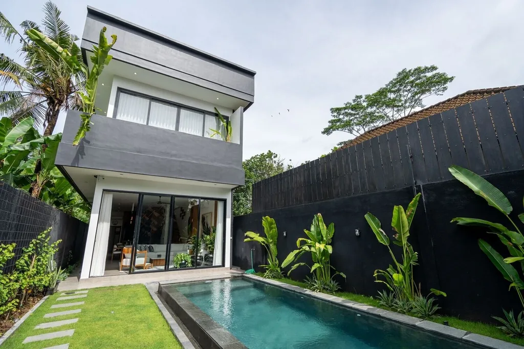 Luxury Brand New 3 Bedroom Villa in Tumbak Bayuh for Sale — photo 2