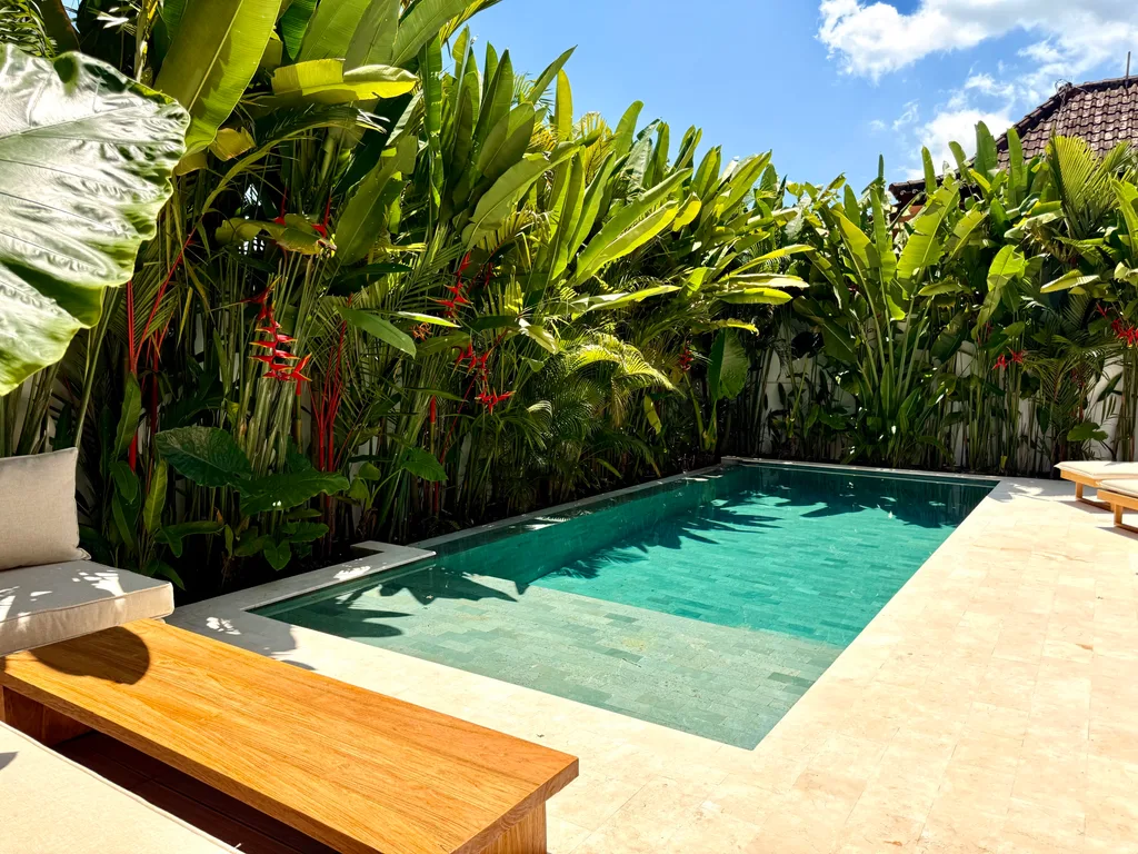3 Modern Villas in Babakan for Sale Leasehold