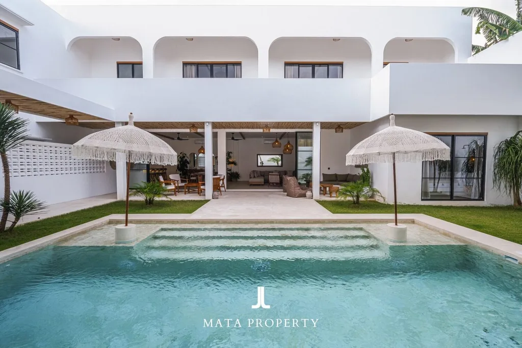 Elegant 4-Bedroom Villa for Sale in Sanur – Prime Beachside Location — photo 2