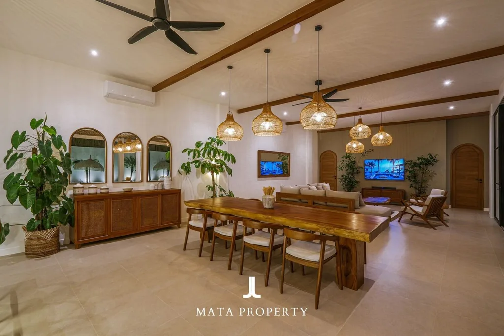 Elegant 4-Bedroom Villa for Sale in Sanur – Prime Beachside Location — photo 5