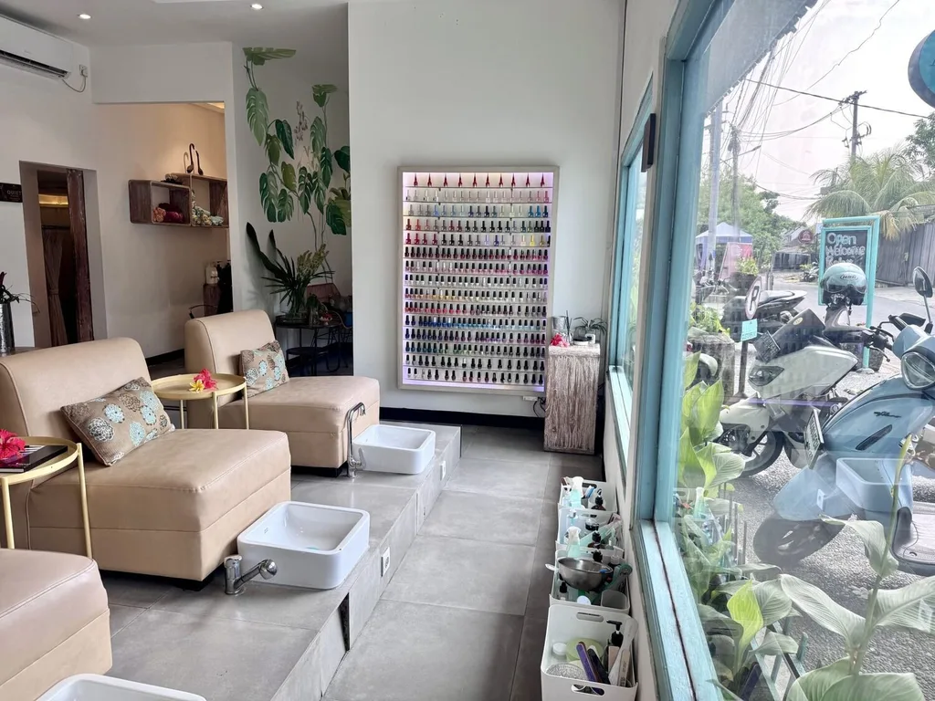 Commercial Space in Umalas with Turnkey Salon & SPA Business For Sale — photo 5
