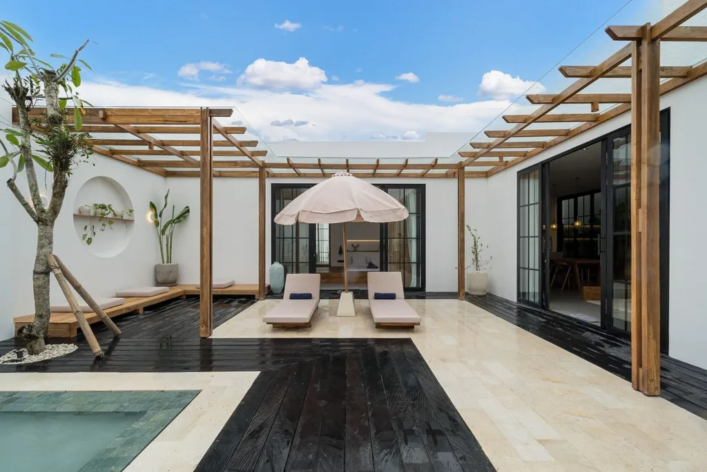 Bingin Modern Villa in Uluwatu for Sale — photo 4