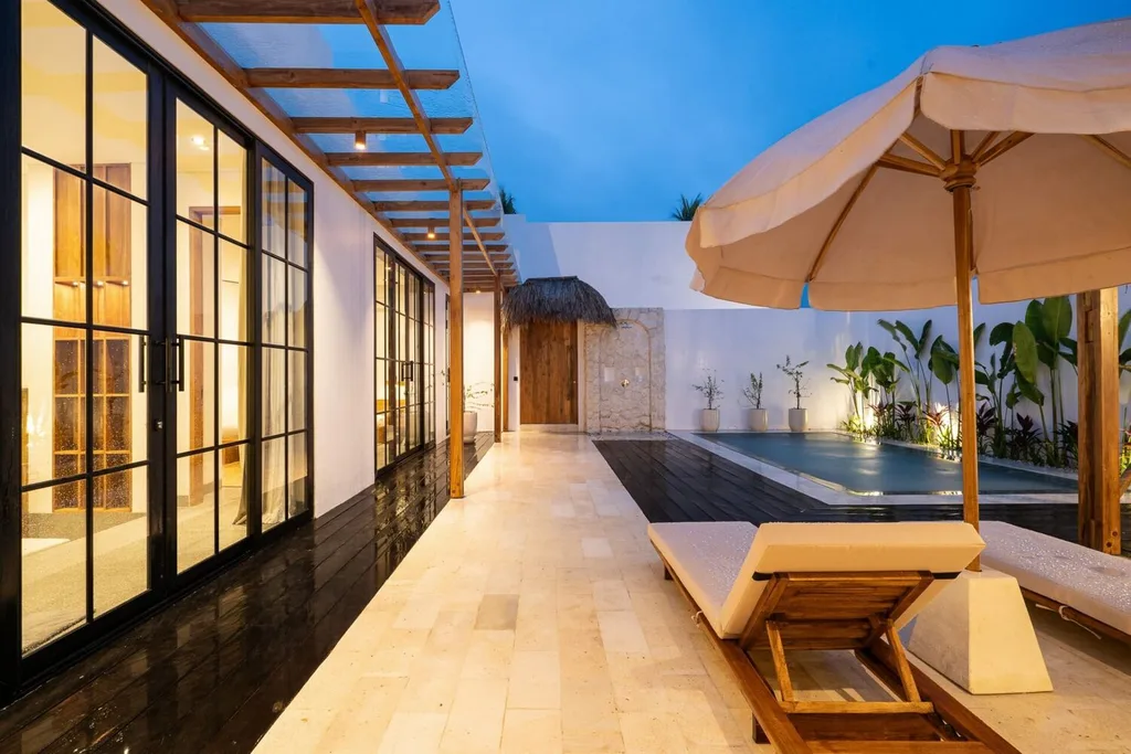 Bingin Modern Villa in Uluwatu for Sale — photo 2