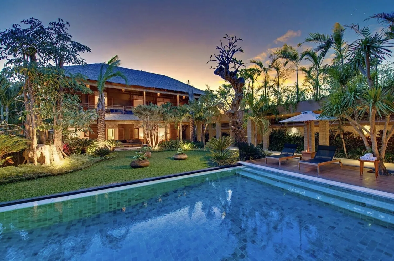 Luxury 6-Bedroom Freehold Villa for Sale in Seminyak