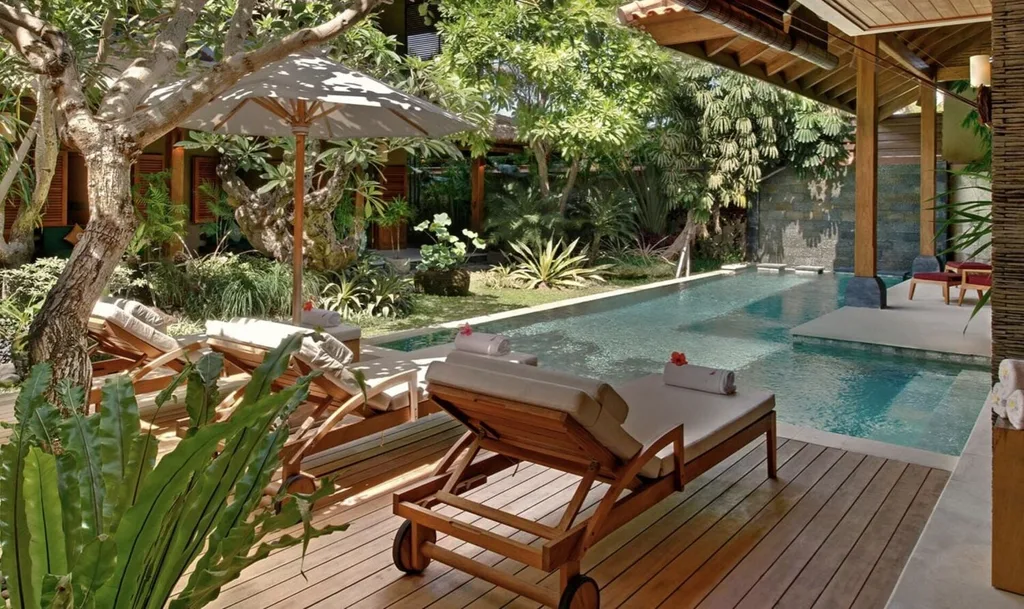 Elegant 4-Bedroom Freehold Villa in Seminyak for Sale — photo 3