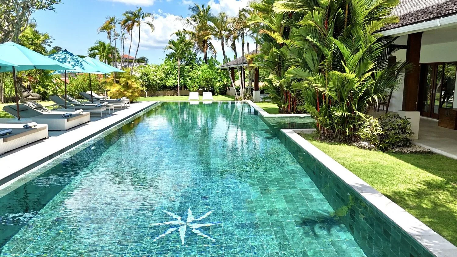 Luxury Villa for Sale with Expansive Rice Field Views for Sale