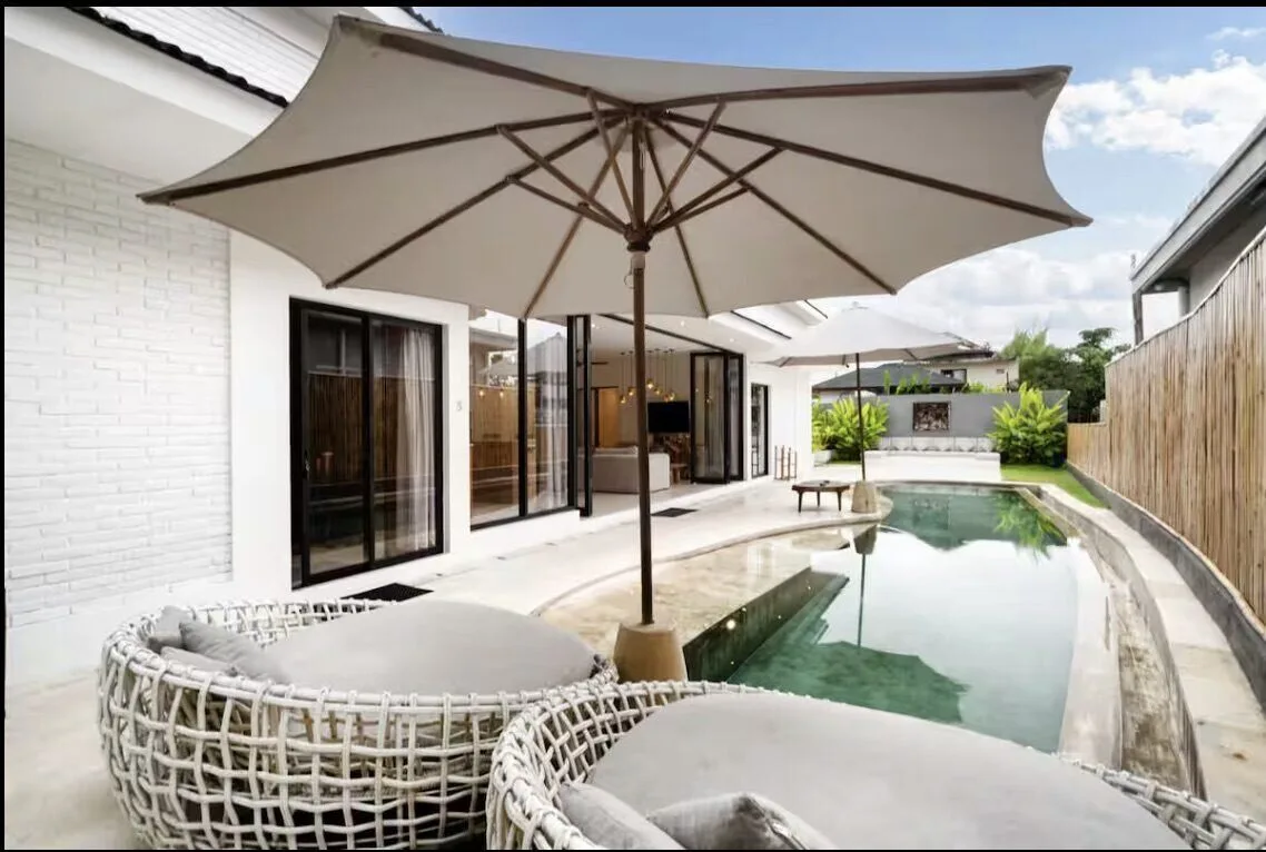 Contemporary 3-Bedroom Villa in Peliatan, Ubud for Sale