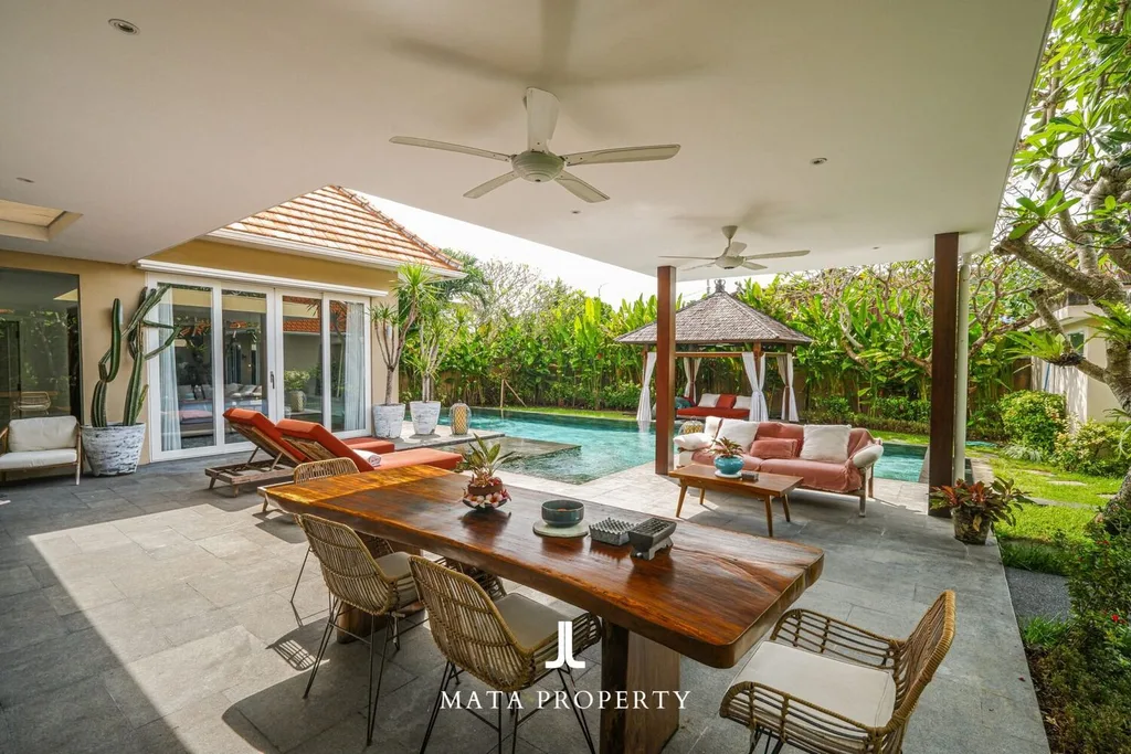 Spacious 4-Bedroom Villa for Sale in Sanur — photo 4