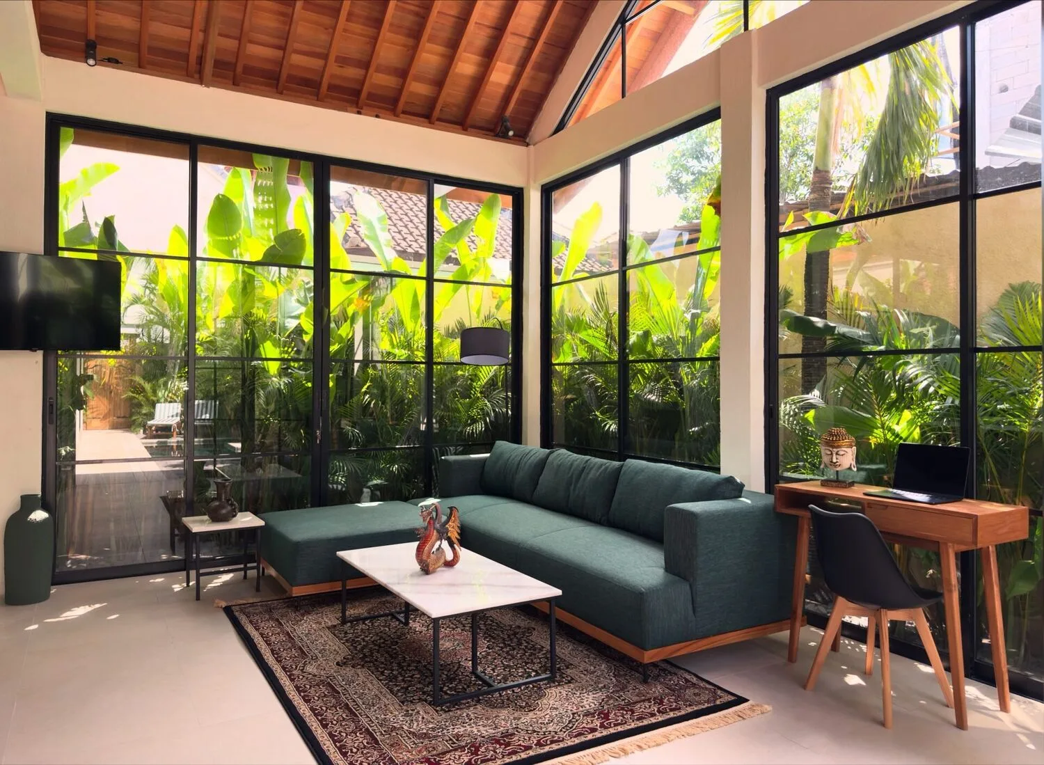 Beachside Modern 2-Bedroom Villa in Central Legian, Kuta