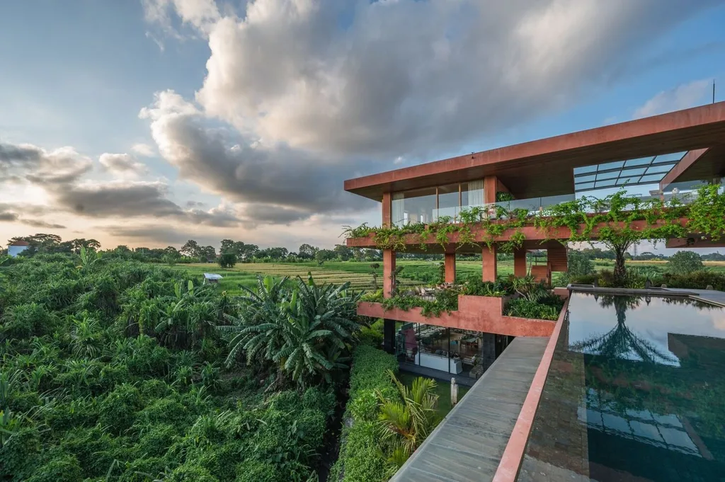 Spanish-Inspired 6-Bedroom Mansion in Tumbak Bayuh, Bali for Sale