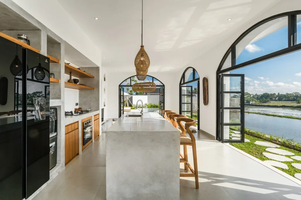 Elegant Modern Villa with Rice Field View in Mas, Ubud for Sale — photo 4