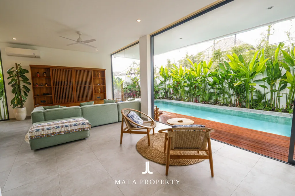 Elegant Contemporary Villa in Kerobokan for Sale — photo 4