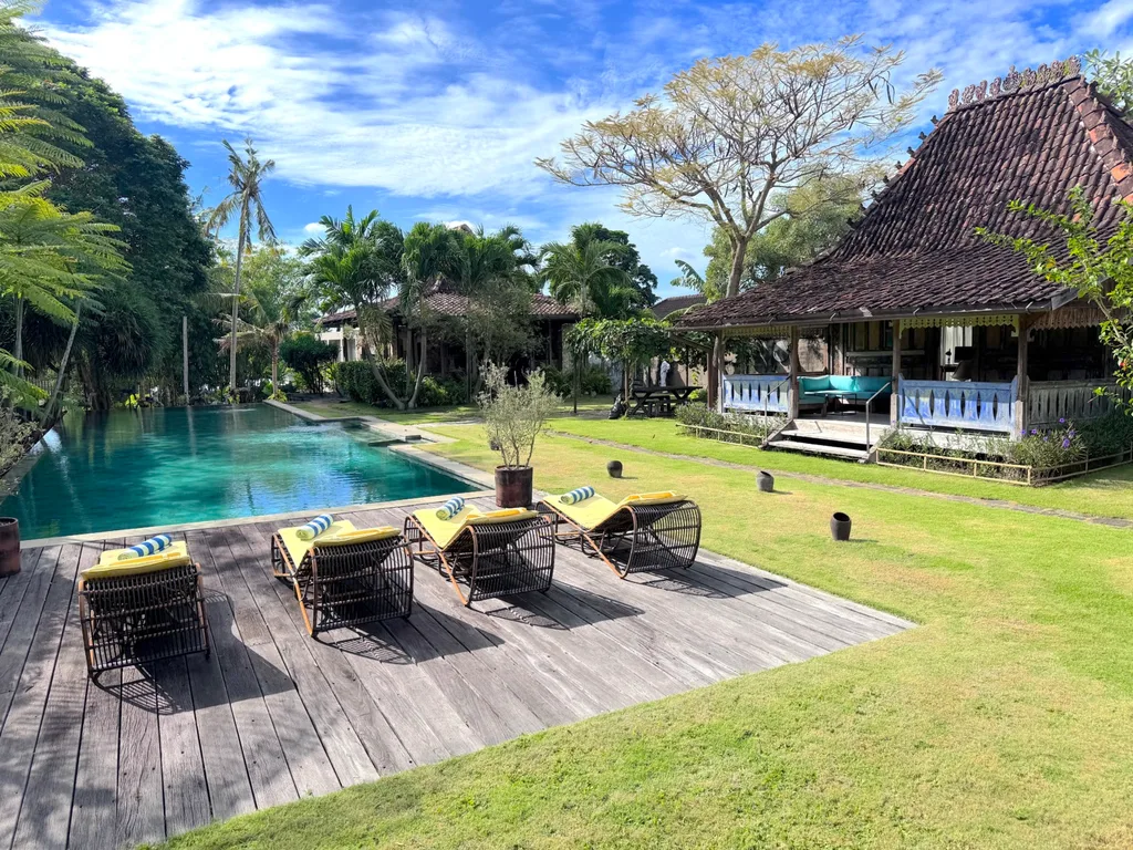 Two Luxury Traditional-Style Villas for Sale in Kerobokan — photo 3