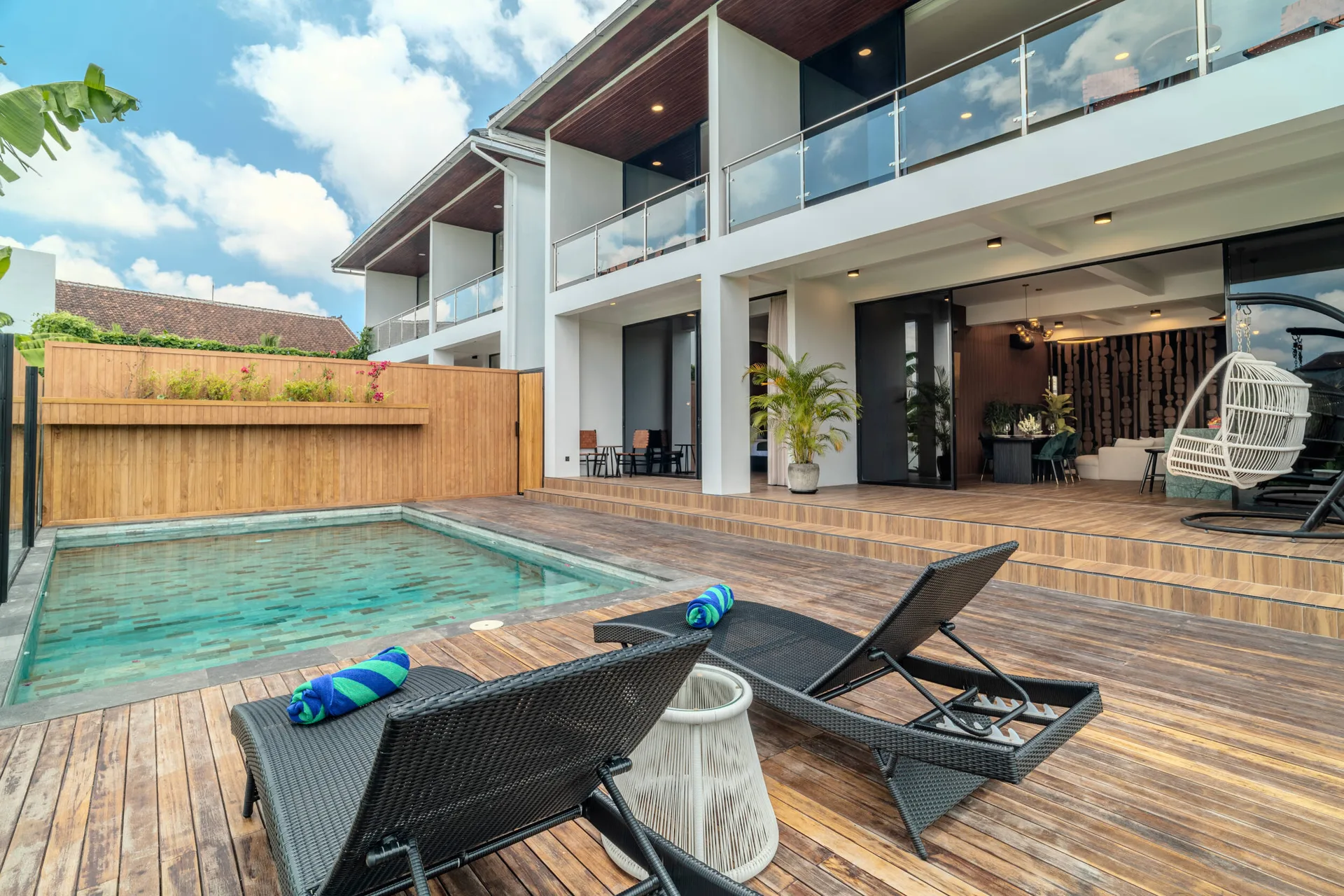 Luxury Modern Tropical Villa in Babakan Canggu for Sale