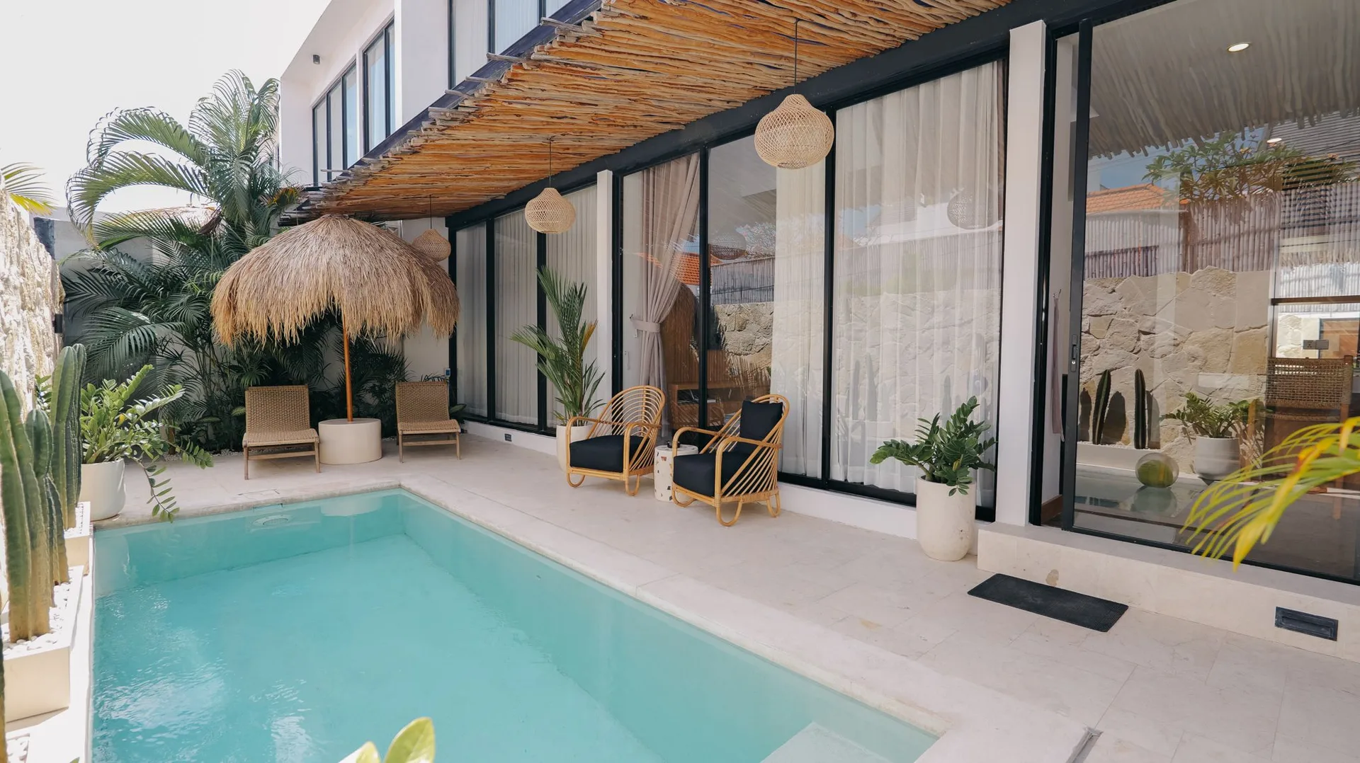 Fully Furnished 2 and 3 Bedroom Villas in Umalas for Sale