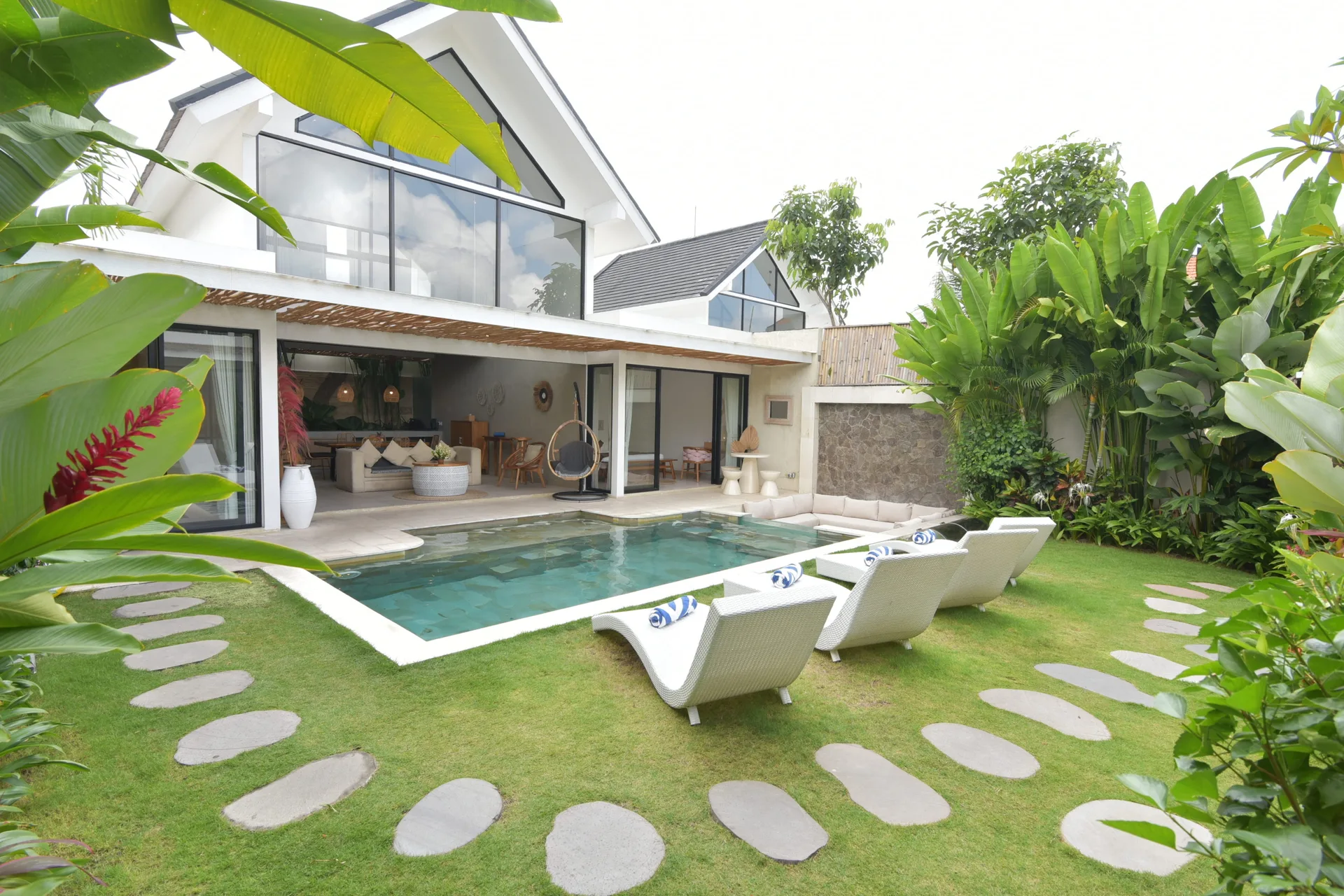 Tropical 4 Bedroom Villa in Umalas for Sale