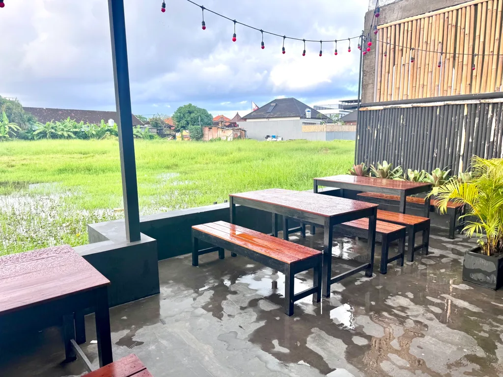 Turnkey Cafe or Bar Space for Sale in Canggu — photo 2