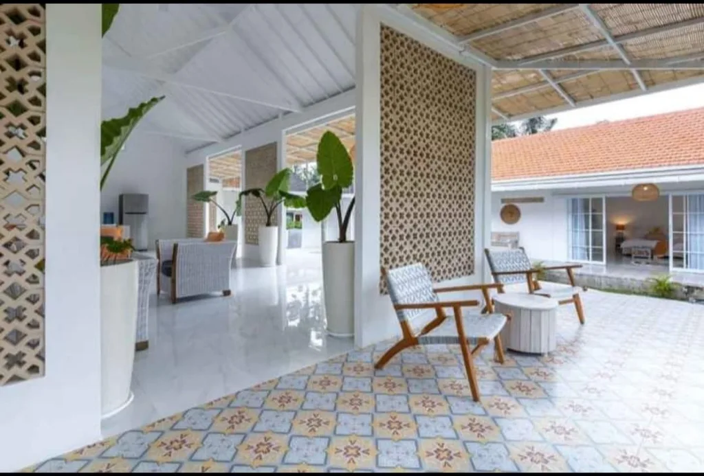 Beautiful Tropical Style Two Bedroom Villa in Mas Ubud for Sale — photo 2