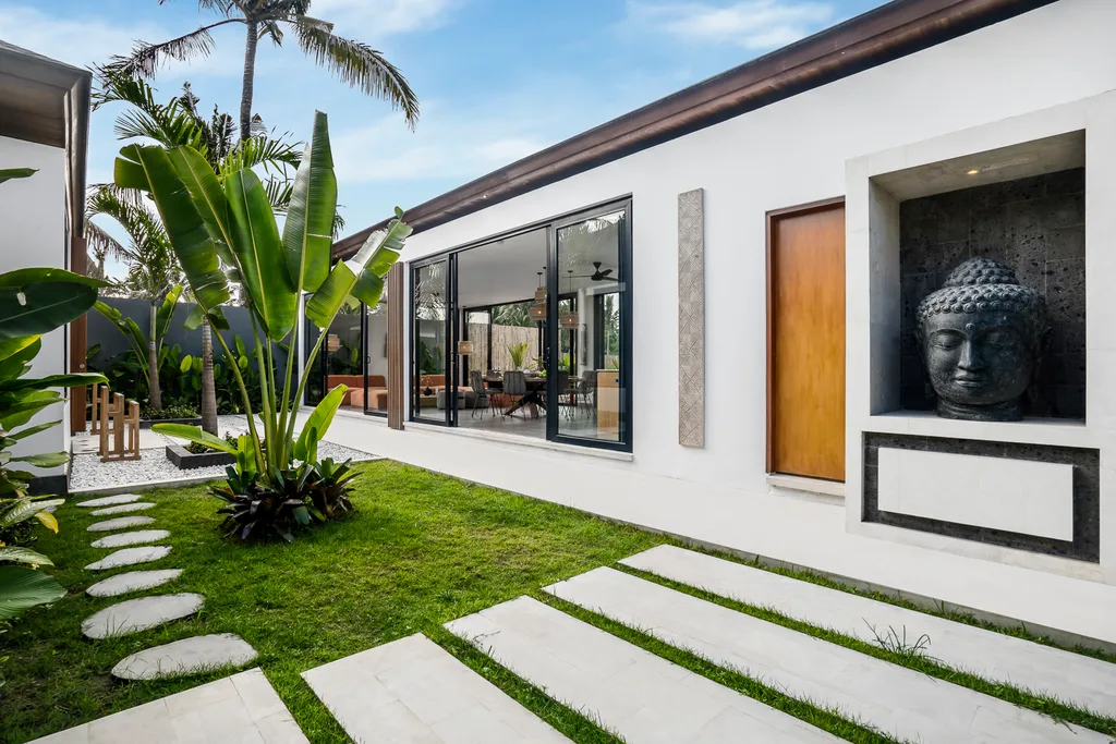 Modern 5‑Bedroom Villa in Ubud for Sale — photo 4