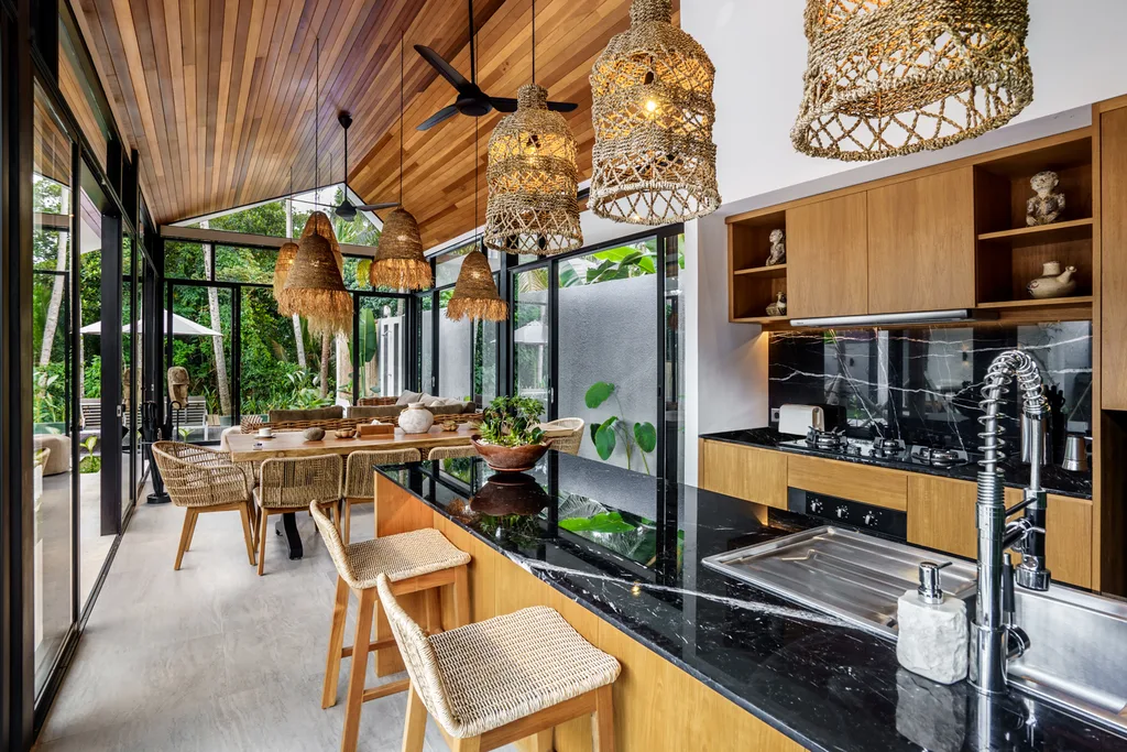 Luxury 5-Bedroom Villa Oasis in Tranquil Pejeng Kawan, Ubud — photo 4