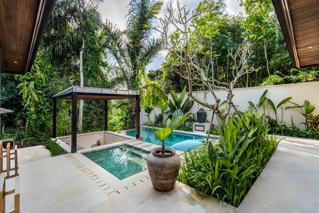 Private Jungle-View Villa with Infinity Pool in Ubud for Sale