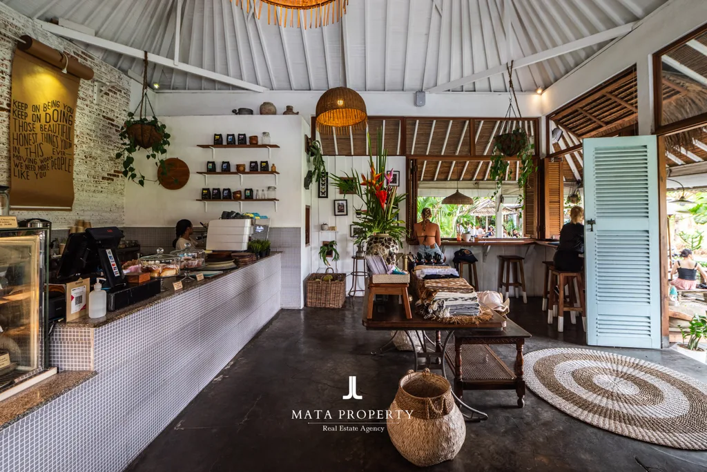 Vegetarian Café Restaurant for Sale in Canggu — photo 4