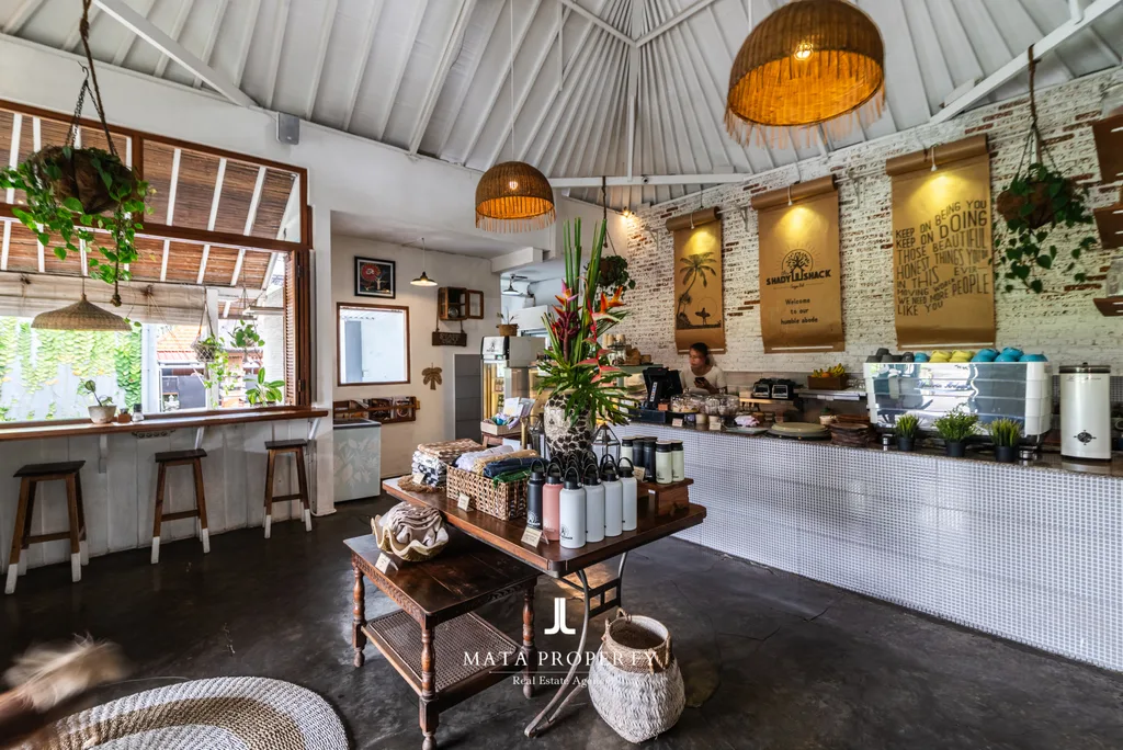 Vegetarian Café Restaurant for Sale in Canggu — photo 2