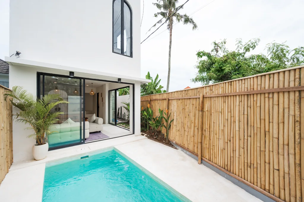 Two Modern 2-Bedroom Villas with Rice Field Views in Canggu