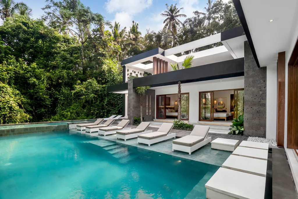 Private 5-Bedroom Jungle Villa in Ubud for Sale