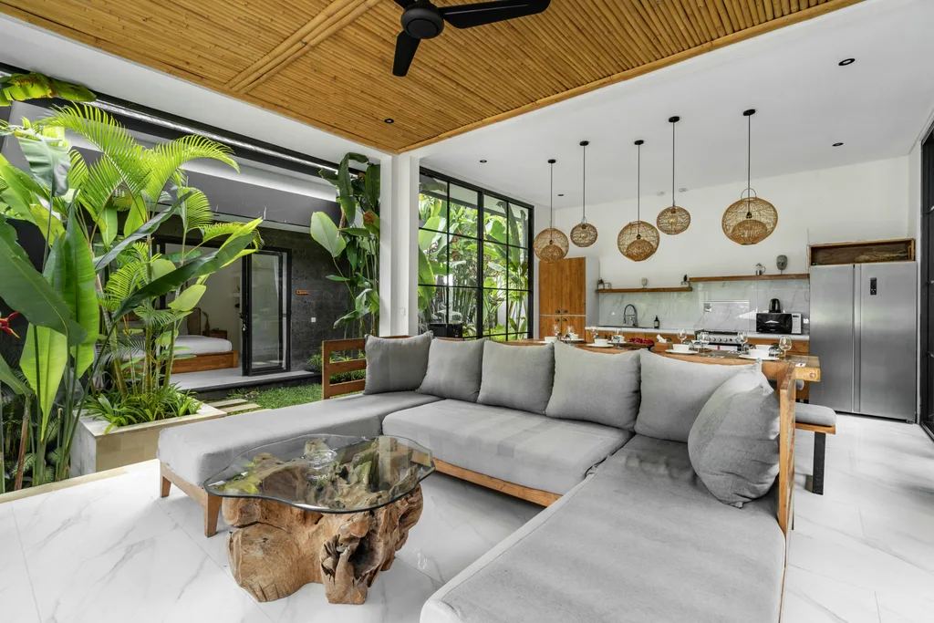 High-ROI 6-Bedroom Jungle Villa for Lease in Ubud — photo 4