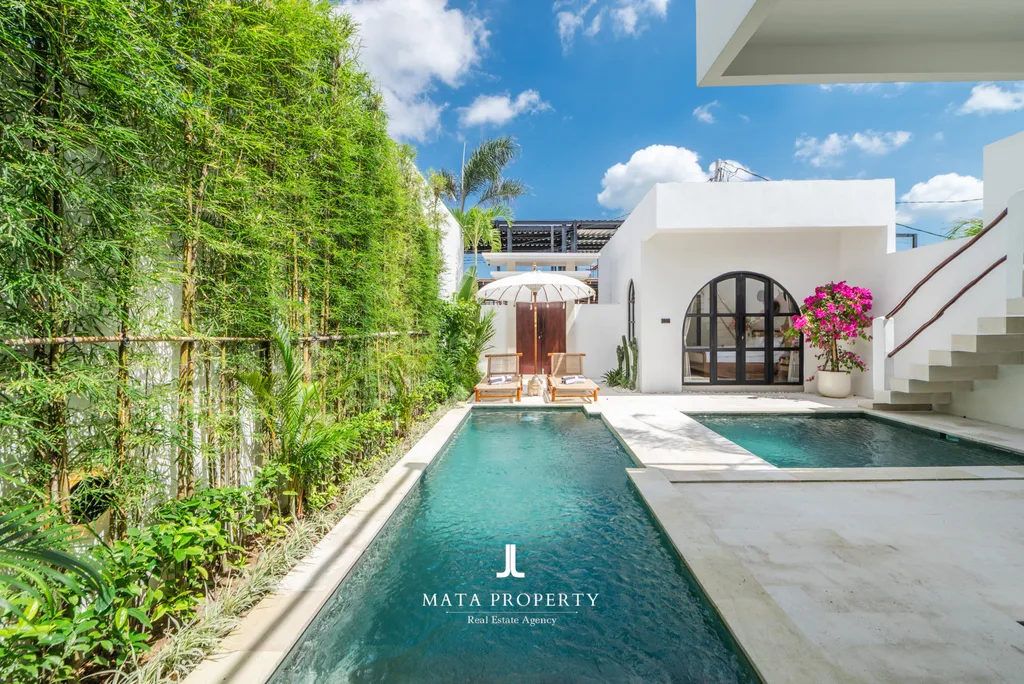 2-Bedroom Villa with Rooftop in Tumbak Bayuh for Sale — photo 4